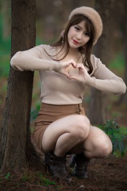 女机械人